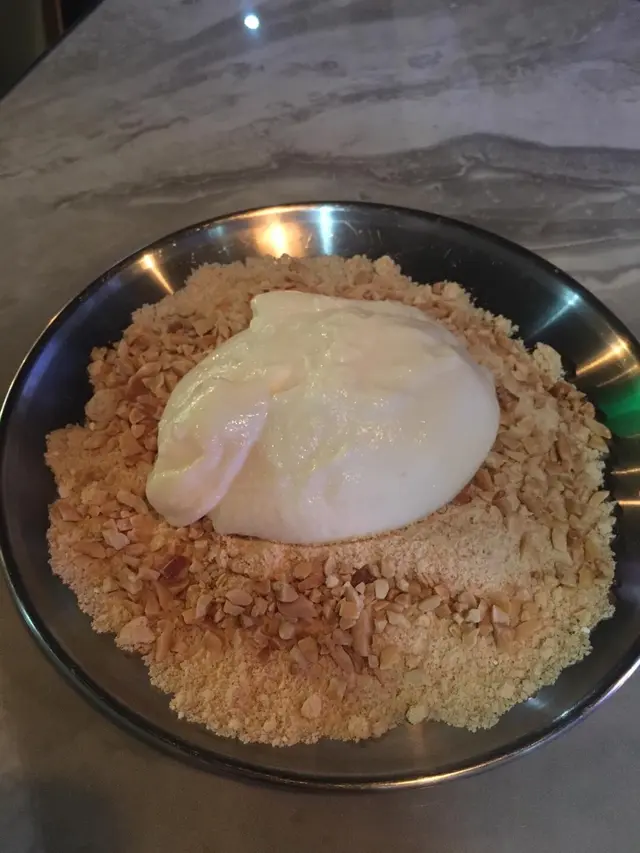 花生口味的奶奶麻糬