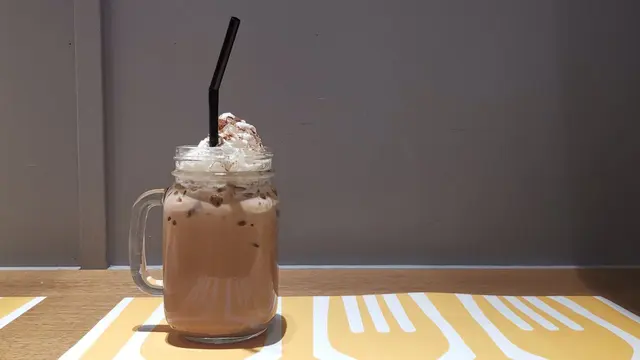 ICED CHOCOLATE MOCHA