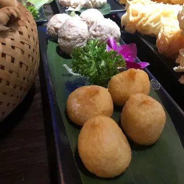 冬荫公虾丸（下）、台湾芋泥包心贡丸