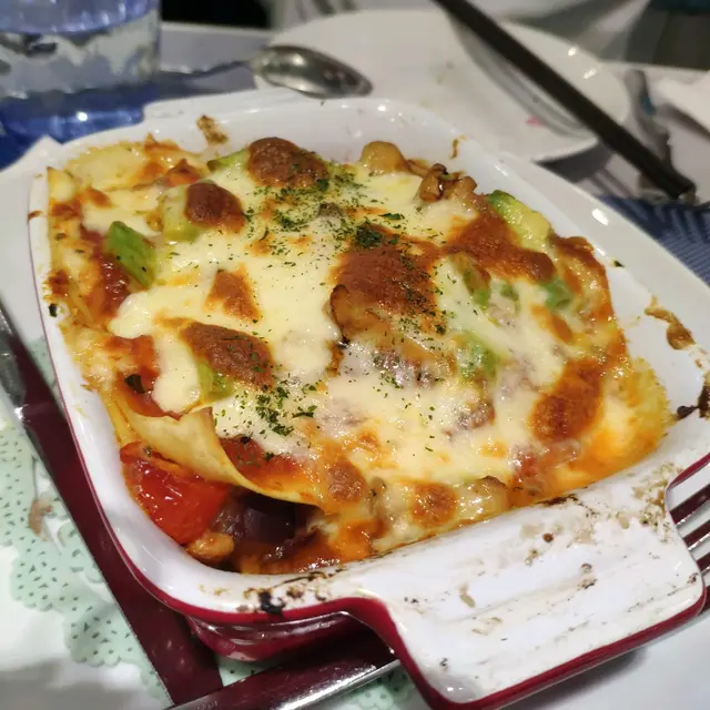 牛油果雞縱菌紫薯焗千層闊麵