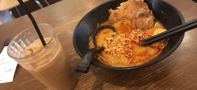 檳城白咖喱豬排麵