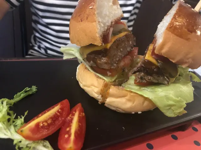 牛肉有油香,有肉汁略覺肉味不夠濃