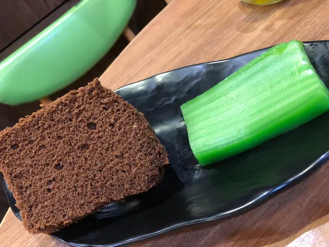 朱古力蛋糕 及 班蘭糕