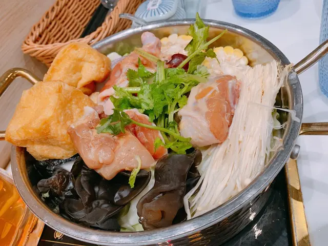 台灣藥膳椰子雞