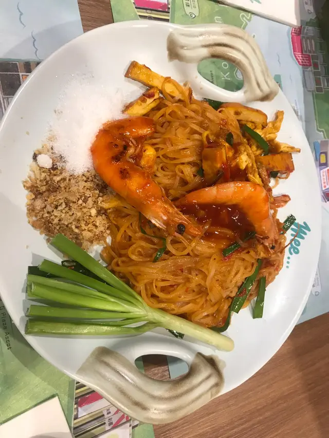 大蝦幾惹味，個金邊粉又炒得幾香咁~