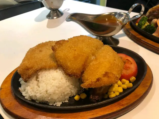 韓式鐵鍋珍珠飯