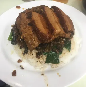 梅菜扣肉饭