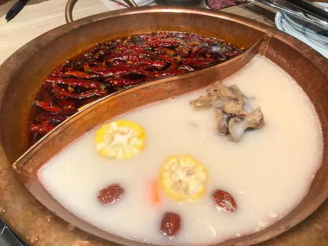 大骨滋補鴛鴦鍋