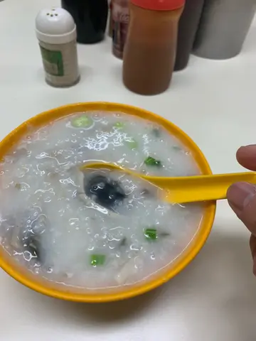 皮蛋瘦肉粥