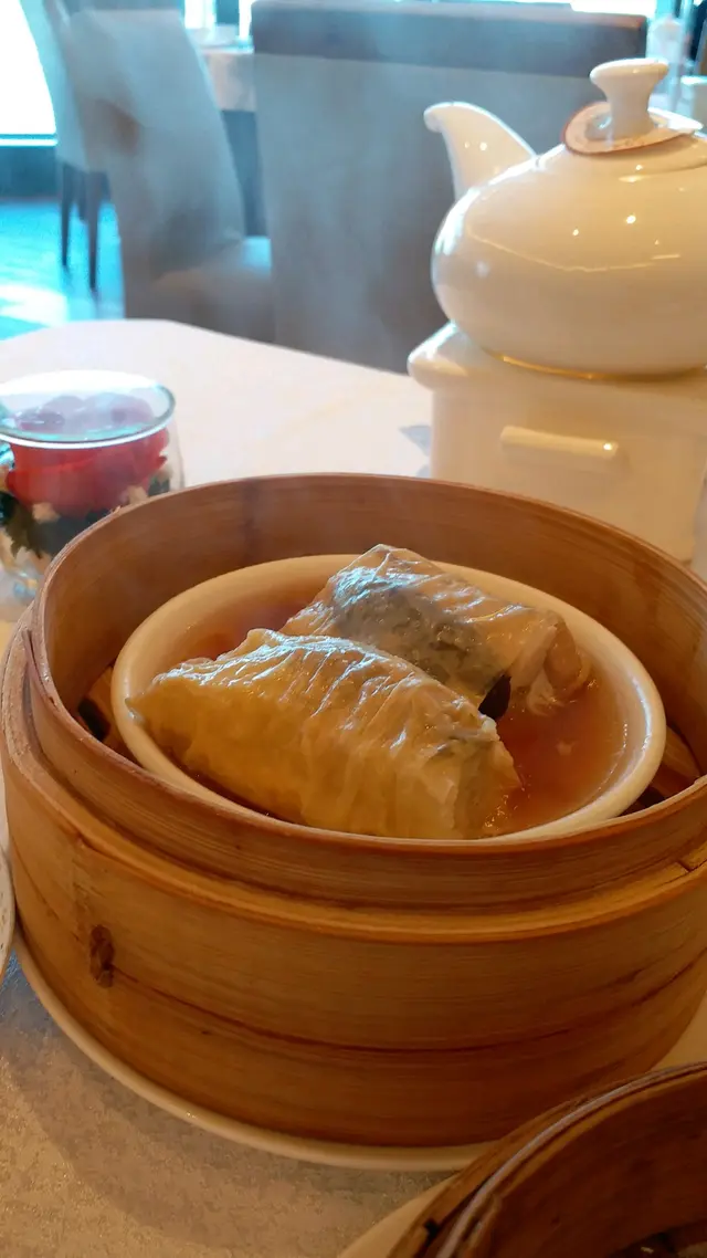 鮑汁四寶滑雞扎