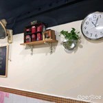     個場面明顯反新左，感覺良好  ，