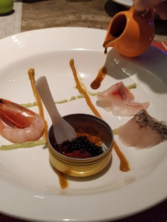 刺身、「魚子醬」