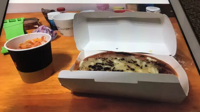 +$12  可配薯條，粟米、凍熱菠蘿4選2