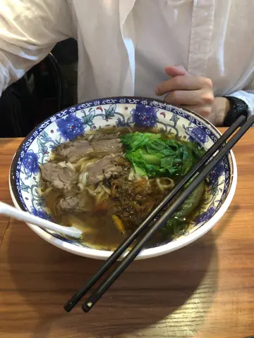 藥膳牛肉米線