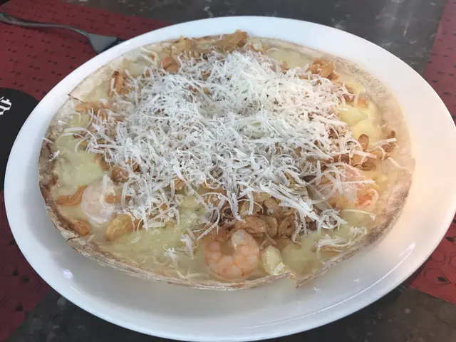 Garlic  Snowing  Pizza