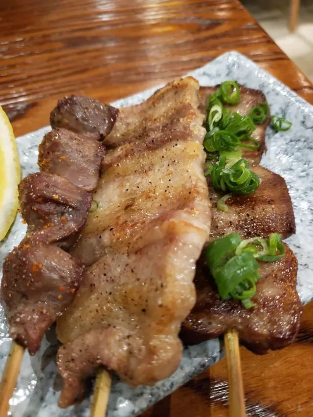 串燒牛舌, 黑豚腩, 雞腎