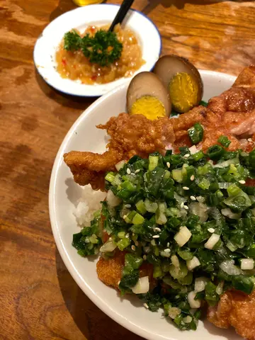 蔥油豬扒飯