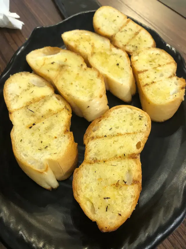 香草蒜蓉包（6件）