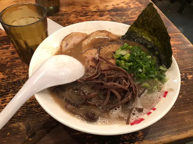 濃厚魚介豚骨湯麵