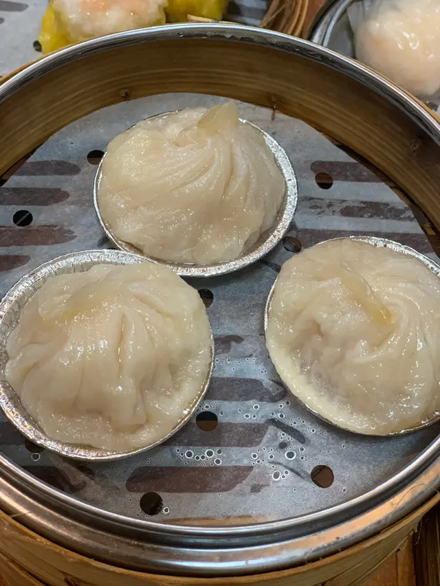京式灌湯小籠包