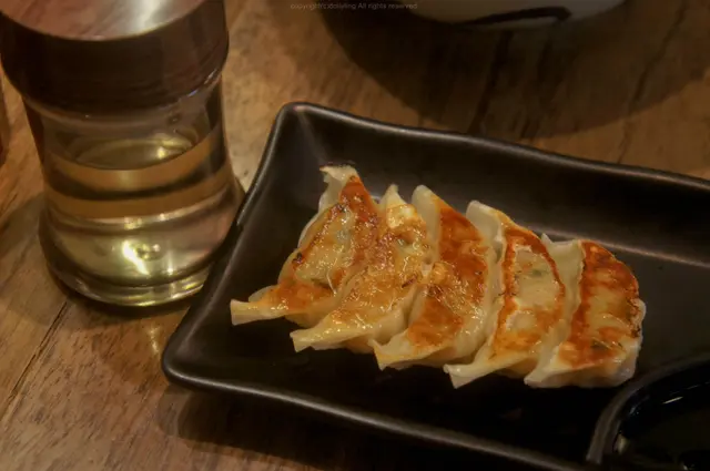 周月の餃子 (5隻)