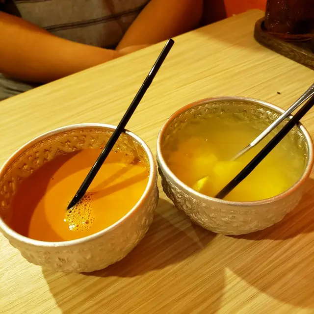 泰仔凍奶茶/泰式菠蘿冰