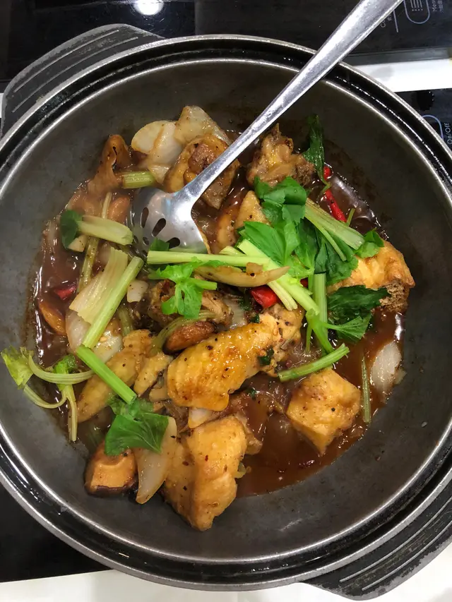 老重慶奇味雞煲