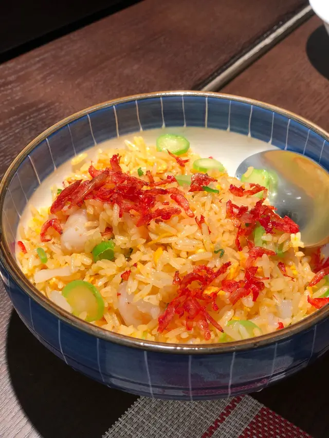 櫻花蝦海皇炒飯