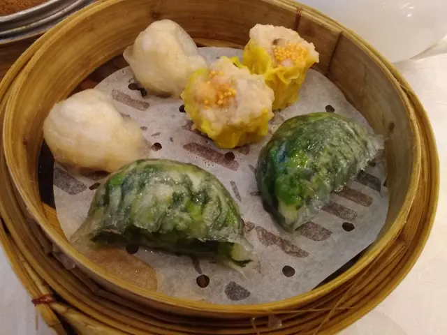 蝦餃、燒賣、鮮蝦菜苗餃