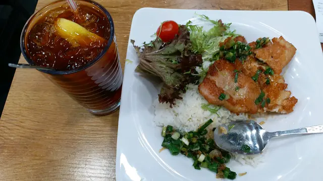 蔥油豬扒煎蛋飯