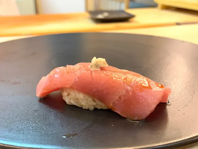 藍鰭吞拿魚壽司