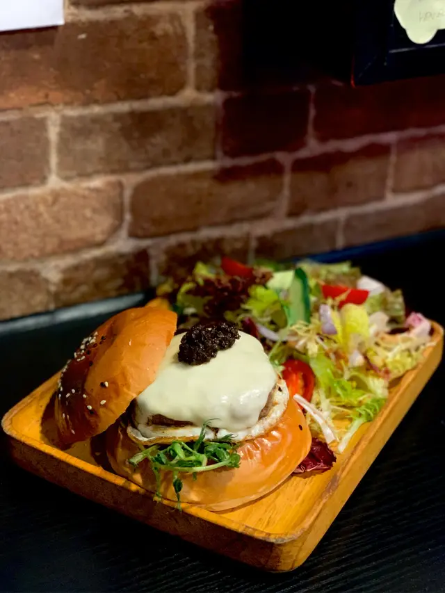 黑松露和牛漢堡