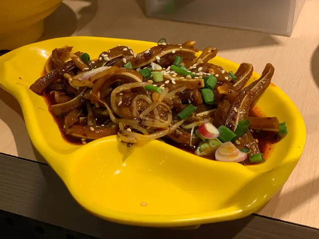 麻辣豬耳