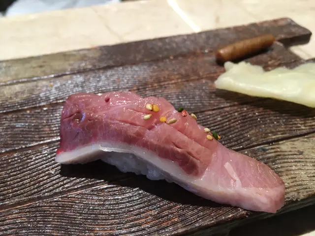 野生鰤魚(ぶり)配七色芝麻