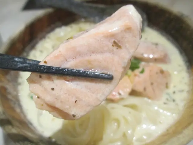 三文魚肉厚鮮嫩