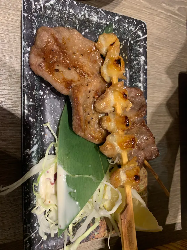 燒牛舌、雞軟骨