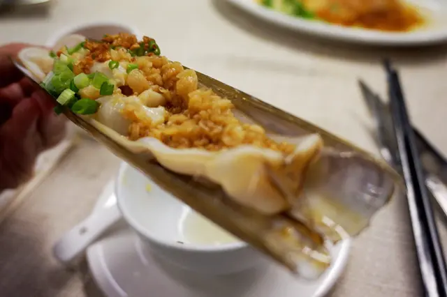 蒜蓉粉絲蒸蟶子皇