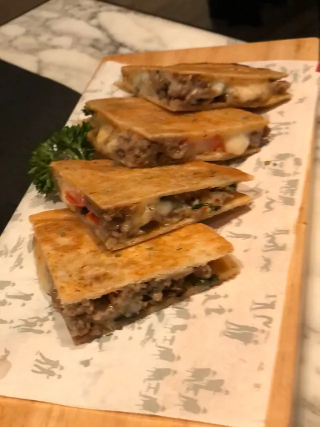 意大利肉腸芝士餅🌮