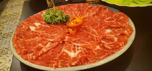 招牌手切牛頸脊