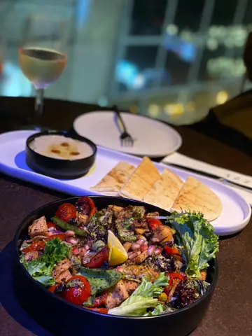 Hummus  &    Fattoush