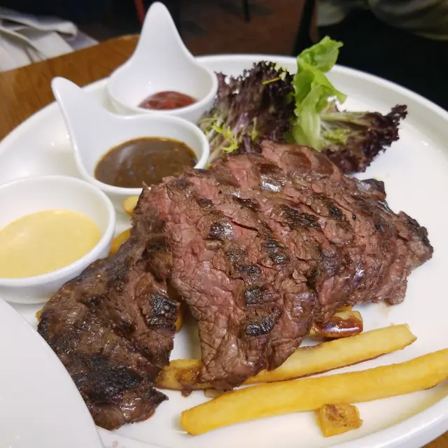 澳洲M5和牛內腹牛扒