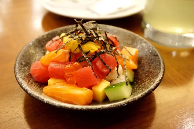 海膽刺身飯