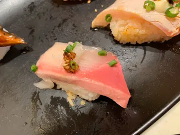 脆蒜油金鱼