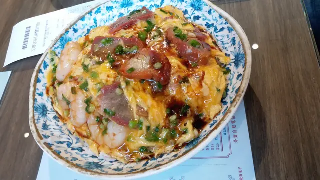 叉燒蝦仁炒滑蛋飯