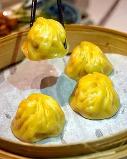 蟹肉小笼包
