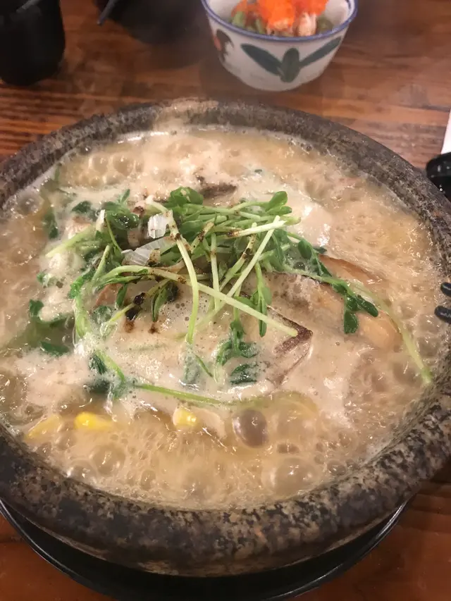 黑蒜油豚骨湯底