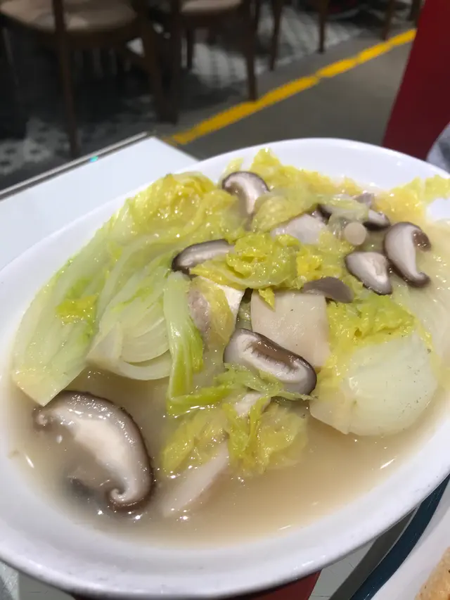 雞湯浸什菇娃娃菜