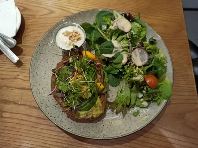 味道一般菜少, 各種食材無互相配合, 整體失敗