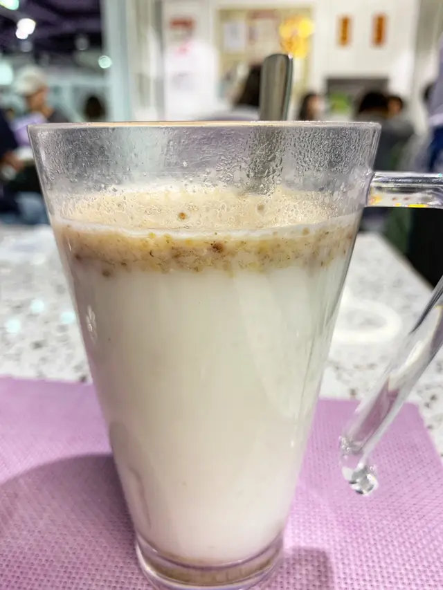 香脆五穀杏仁牛乳