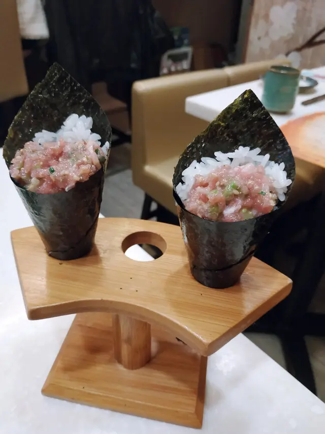 香蔥吞拿魚腩手卷